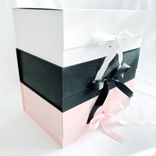 Load image into Gallery viewer, The Classic Groomsman Box (old)