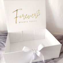 Load image into Gallery viewer, The Classic Wedding Box