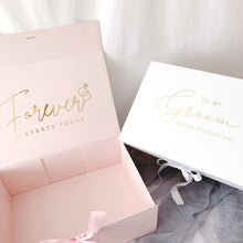 Load image into Gallery viewer, The Classic Wedding Box