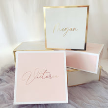 Load image into Gallery viewer, The Modern